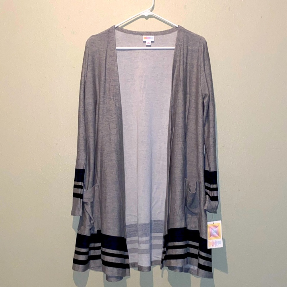 Caroline Cardigan 💙🩶size M.